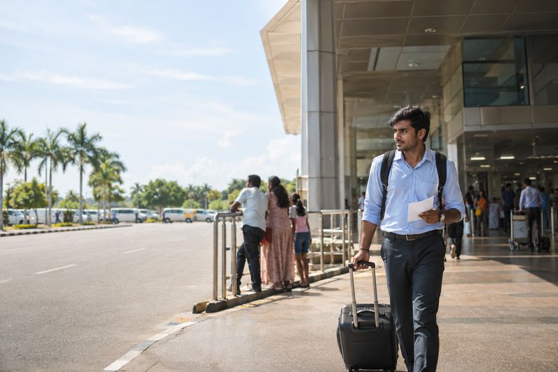 ආපසු එන ශ්රී ලාංකිකයන් සඳහා රැකියා දැන්වීම් වෙබ් අඩවියක්, වැටුප ද පළ කර
